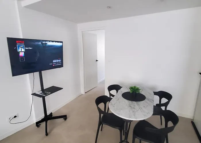 Apartment T2 Autonome, Centre Proche Cathedrale Toul